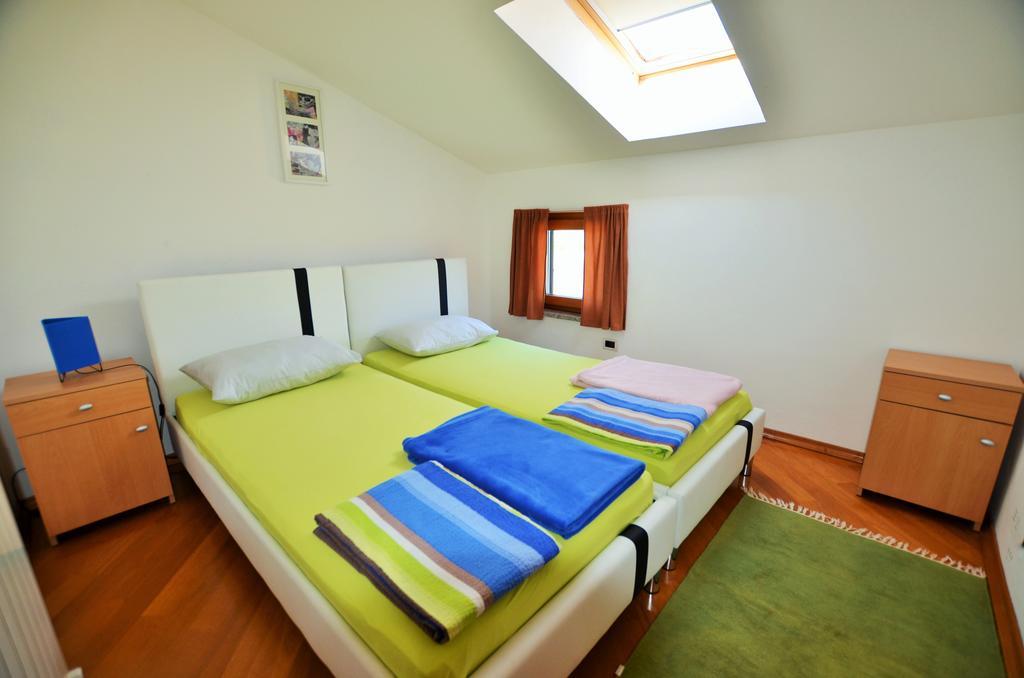 Apartments Sv. Pelegrin อูมัค ภายนอก รูปภาพ