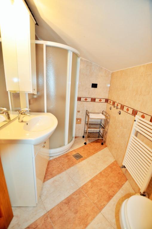 Apartments Sv. Pelegrin อูมัค ภายนอก รูปภาพ
