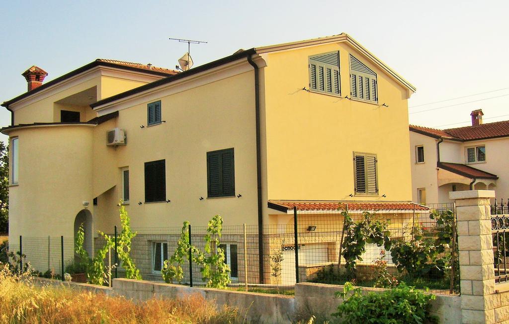 Apartments Sv. Pelegrin อูมัค ภายนอก รูปภาพ