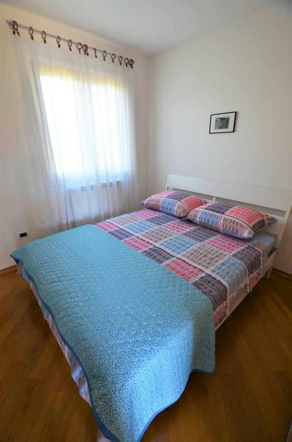Apartments Sv. Pelegrin อูมัค ภายนอก รูปภาพ